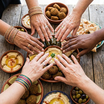 Discover how fidya, an Islamic practice of feeding the hungry, can revolutionize local food security. Learn how faith meets community action to address hunger.